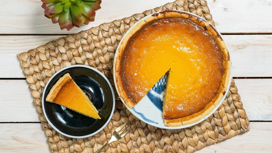 Kue Lontar: Hidangan Manis Dengan Sentuhan Khas Bali