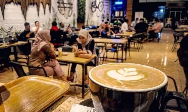 Malam Minggu Tanpa Batas: Lifestyle Anak Muda Penuh Warna