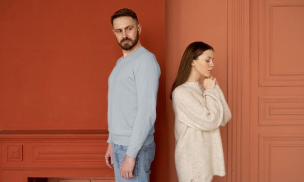 Man Child Dalam Hubungan: Tanda Pria Yang Belum Siap Dewasa