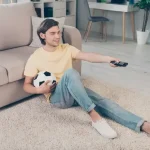 Pakai Sepatu Di Rumah: Tradisi Atau Kebiasaan Di Amerika?