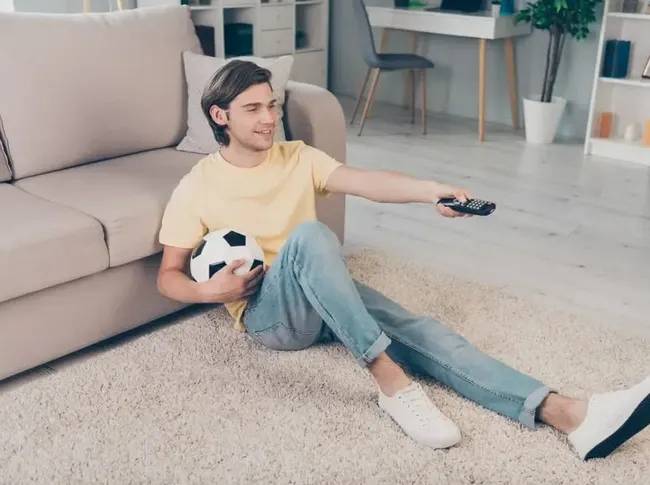 Pakai Sepatu Di Rumah: Tradisi Atau Kebiasaan Di Amerika?