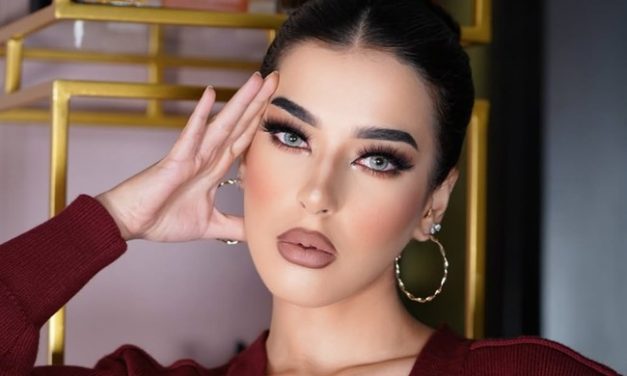 Tren Makeup Baddie: Tampilan Bold Dan Glamor