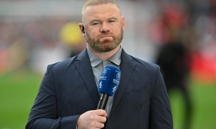 Chelsea Di Dorong Wayne Rooney, Rekrut Kembali Legenda Klub