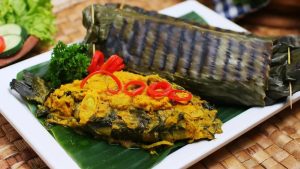 Bikin Nagih! Pepes Ikan Khas Indonesia Dengan Bumbu Rempah