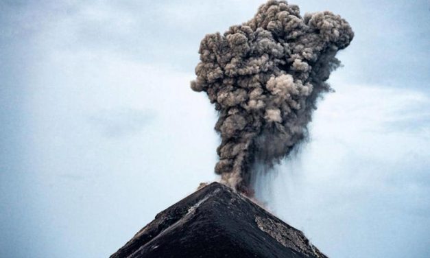 Abu Vulkanik Bukan Debu Biasa, Kenali Bahaya Yang Mengintai