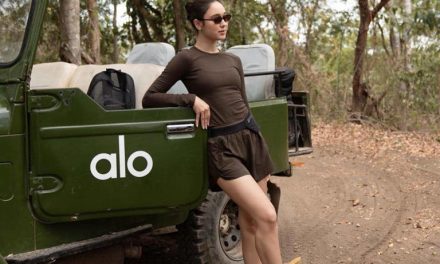 Healing Maksimal! Yasmin Napper Nikmati Liburan Di Pulau Moyo